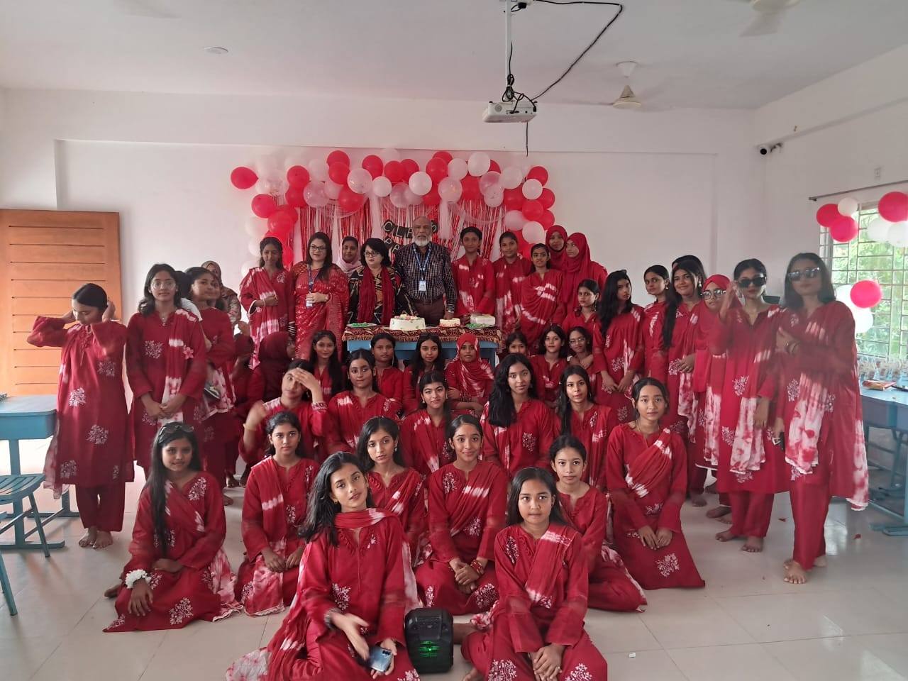 কেএফটি কলেজিয়েট স্কুলের গার্লস উইং-এ অনুষ্ঠিত ক্লাস পার্টি ২০২৫।